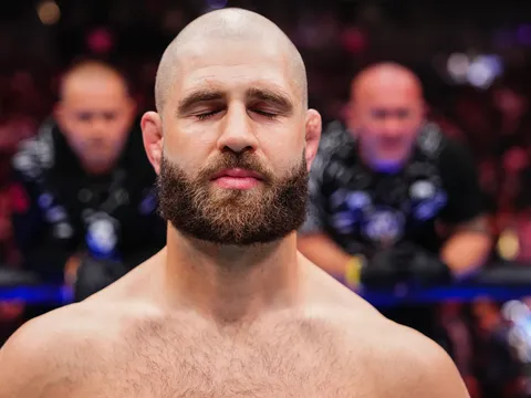 Jiri Prochazka: Từ những bài tập 'điên rồ' đến giấc mơ chinh phục đỉnh Everest