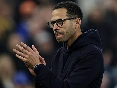 Romano xác nhận Chelsea vẫn tuyệt đối ủng hộ Liam Rosenior
