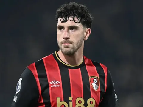 Chelsea và Spurs vượt mặt MU vụ Marcos Senesi