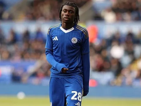 Man Utd chốt thời điểm nổ thương vụ Jeremy Monga