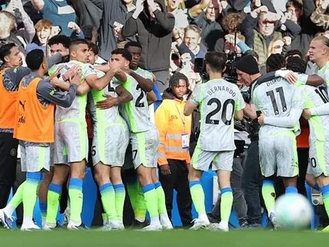 Vũ khí O'Reilly và Cherki giúp Man City phả hơi nóng vào Arsenal