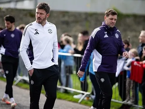 Michael Carrick đang biến ghế tạm quyền thành công việc tối thượng