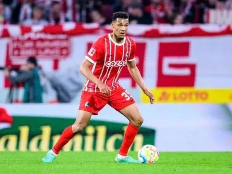 Kenneth Schmidt dập tắt tin đồn là cầu thủ gốc Việt