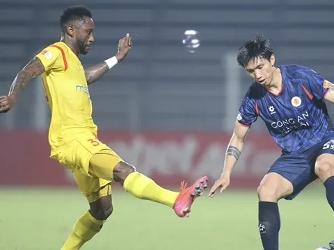 HLV Polking tin Đoàn Văn Hậu luôn giữ phong độ cao nhất