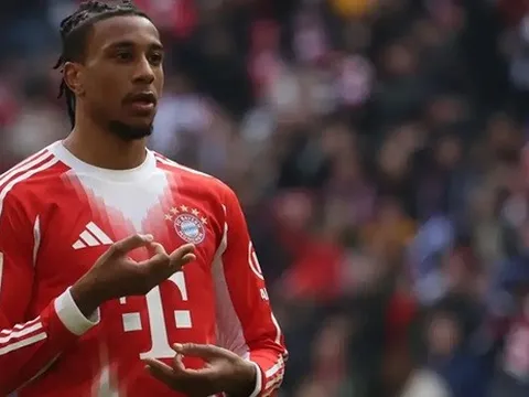 Luis Figo tin sao Bayern đủ sức giành Quả bóng vàng