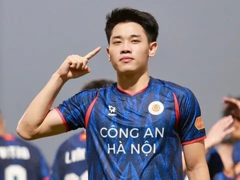 Đình Bắc đập tan hoài nghi bằng hiệu suất săn bàn đáng nể