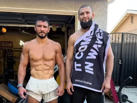 Aaron Pico tiết lộ Khamzat Chimaev là động lực đằng sau chiến thắng đỉnh cao tại UFC 327