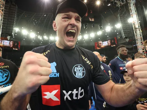 Báo cáo thị trường quyền Anh: Tenshin Nasukawa thăng hoa, trong khi Fury, Benn và Estrada sụt giảm