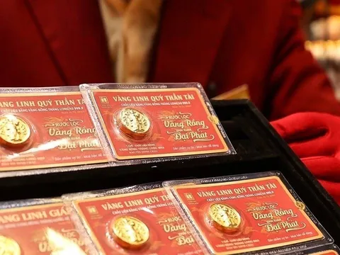 Giá vàng hôm nay 13/4/2026 lao dốc mạnh: Vàng miếng SJC giảm sâu, nhà đầu tư hoang mang