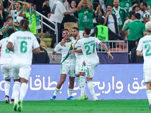 Mahrez lập siêu phẩm phút 117 giúp Al Ahli thắng lợi tại vòng 1/8 cúp C1 Châu Á