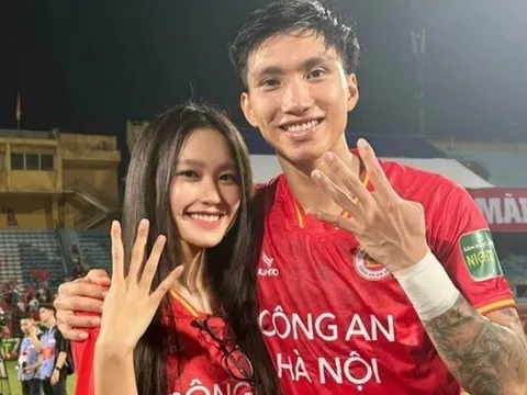 Cách phản ứng trái ngược của vợ chồng Văn Hậu trước tin đồn