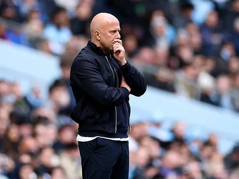 Trút bỏ gánh nặng, Slot có đủ sức tạo phép màu trước PSG?