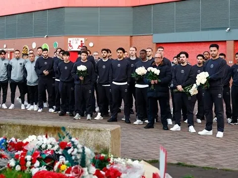 PSG tri ân nạn nhân Hillsborough và Diogo Jota tại Anfield