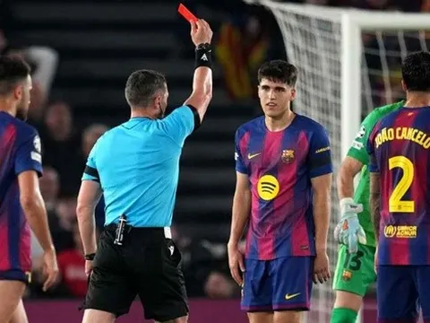 UEFA chính thức bác đơn khiếu nại của Barcelona