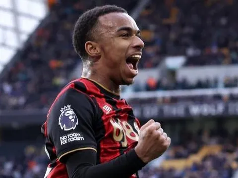 Man Utd nhắm HLV Iraola cùng 3 trụ cột Bournemouth