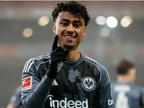 Nathaniel Brown lên tiếng về tin đồn gia nhập Real Madrid và Barcelona