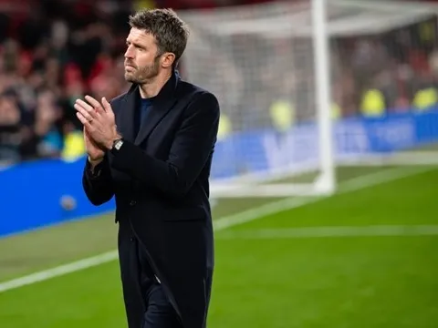 Romano tiết lộ thái độ của Man Utd với Carrick sau trận thua Leeds