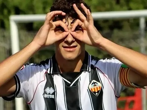 CLB chủ quản gửi lời tri ân, Fran Santamaria chuẩn bị cập bến Real