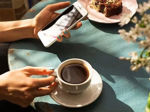3 người không được uống cà phê rước thêm bệnh
