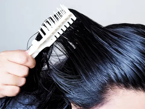 Những bí quyết dưới đây sẽ giúp mái tóc duy trì sự sạch khỏe, khô ráo ngay cả trong những ngày hè nóng bức.