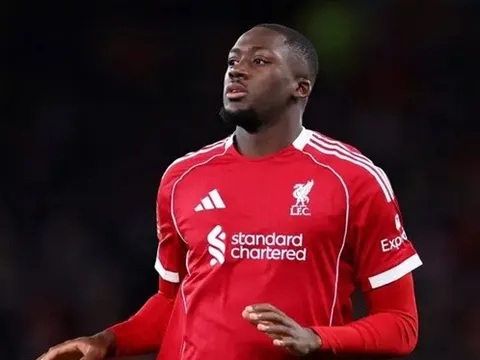 Bị PSG loại, Konate cay đắng thừa nhận Liverpool sa sút