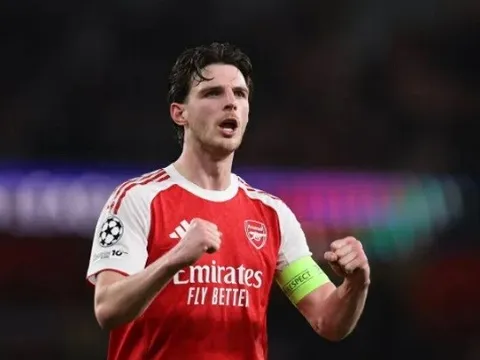 Arsenal lo sốt vó về Declan Rice trước trận gặp Man City