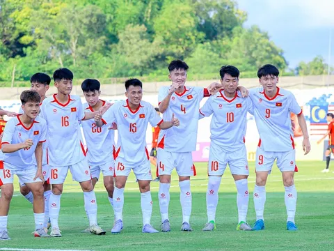U17 Việt Nam đè bẹp Timor Leste 10-0 để giữ vững ngôi đầu