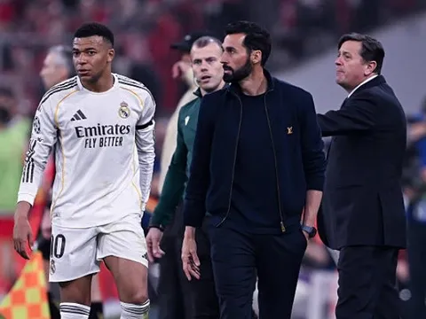 ''Bóng ma'' trắng tay đang đe dọa tương lai Arbeloa tại Real