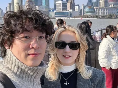 Chàng trai 9X lấy vợ Ukraine xinh như búp bê, vừa cưới xong liền được bố mẹ thưởng lớn