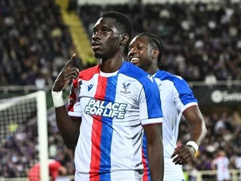 Ismaila Sarr tỏa sáng, Palace góp mặt ở bán kết Conference League