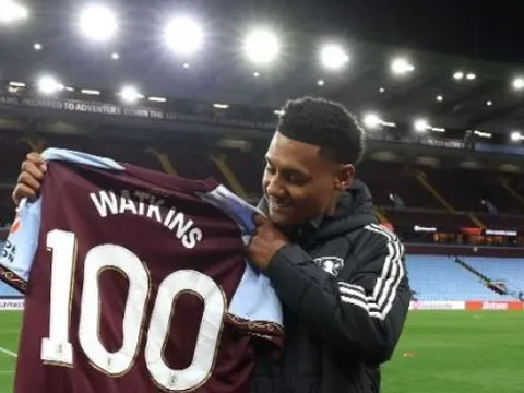 Watkins hạnh phúc với cột mốc 100 bàn cho Aston Villa