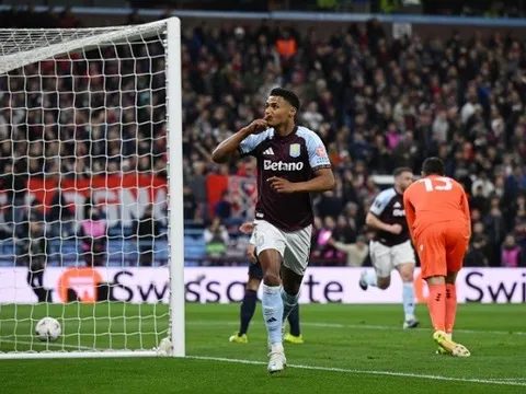 Thua thảm Aston Villa, HLV Bologna vẫn tự hào về hành trình đã qua