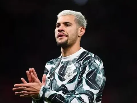 Saha thúc giục MU chiêu mộ Bruno Guimaraes thay Casemiro