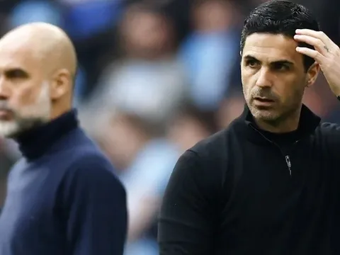 Arsenal nguy cơ thành Á quân bị chỉ trích nhất lịch sử