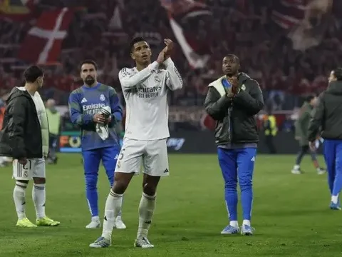 Real Madrid trả giá vì sự lạc lối của dàn sao hàng đầu