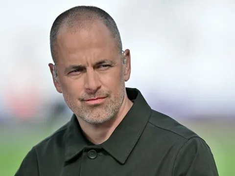 Joe Cole giục Chelsea thâu tóm cặp sao của Barca và Man City