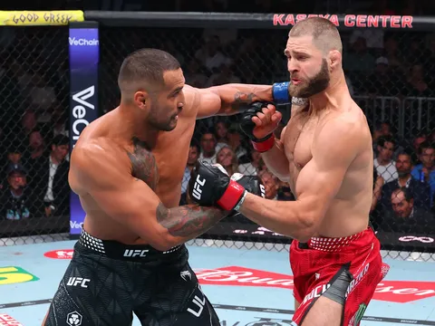 Alex Pereira: Jiri Prochazka trả giá đắt vì tinh thần 'chiến binh samurai' tại UFC 327