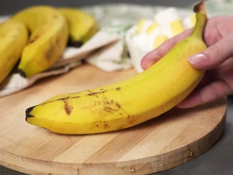 Mỗi ngày ăn 1 quả chuối, sau 6 tháng, cơ thể có 4 thay đổi bất ngờ