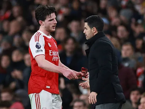 Cơn thịnh nộ của Arteta và Rice thắp sáng hy vọng cho Arsenal