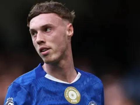 Cole Palmer khẳng định không rời Chelsea để sang Man Utd