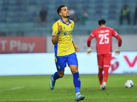 Điểm tin bóng đá Việt Nam 18/4: Đỗ Hoàng Hên rực sáng, ĐT Việt Nam đón tin vui nhập tịch