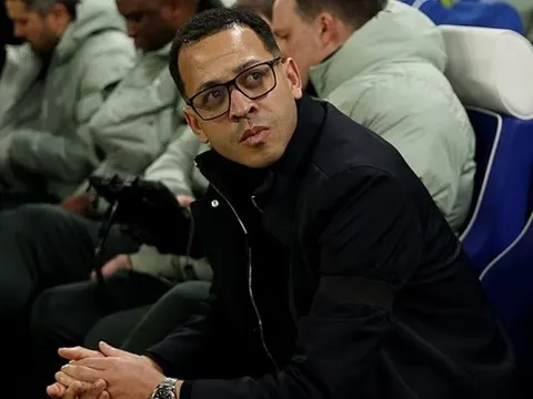 Chelsea thủng lưới liên tiếp do sai lầm cấu trúc phòng ngự