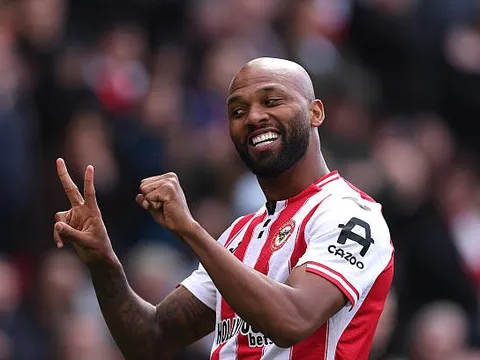 Kẻ bám đuổi Haaland được tiến cử cho Man Utd