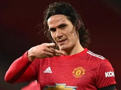 Michael Keane coi Edinson Cavani xuất sắc hơn Zlatan Ibrahimovic