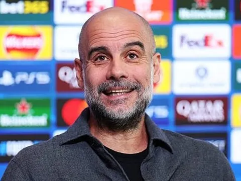 Pep Guardiola cho rằng dư luận đang quá khắt khe với Arsenal