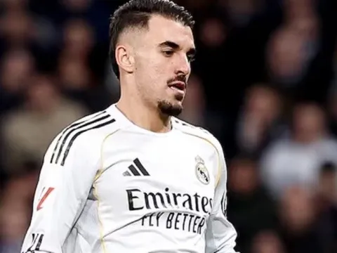 Ajax muốn giải cứu "người thừa" Dani Ceballos từ Real Madrid