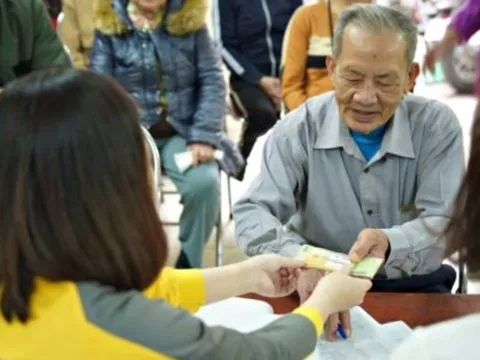 Trợ cấp hưu trí xã hội 2026: Người trên 75 tuổi được hưởng mức hỗ trợ ra sao