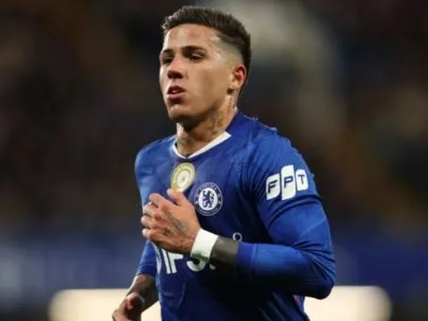 Enzo Fernandez bị CĐV Chelsea la ó ngay ngày tái xuất