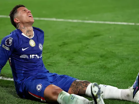 Estevao và Enzo chấn thương khiến Chelsea thêm khốn đốn