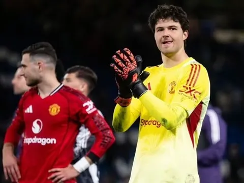 Lammens khen ngợi hai trung vệ đóng thế của Man Utd trước Chelsea